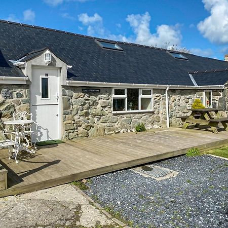Cyll Y Felin Fawr 2 Villa Абърдарън Екстериор снимка